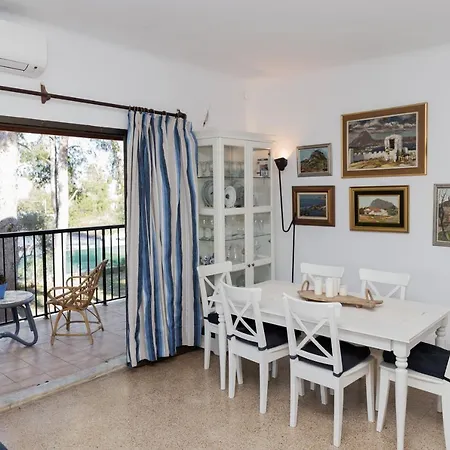 Saladar Villa *